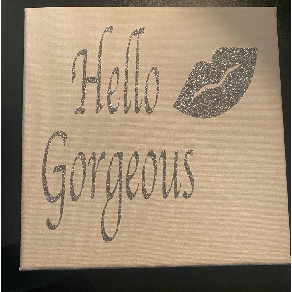 SILVER GLITTER HELLO GORGEOUS PUCTURE